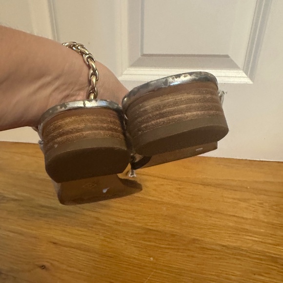 Halogen Silver Metallic Pointed Toe Mules Size 7 - Picture 11 of 11